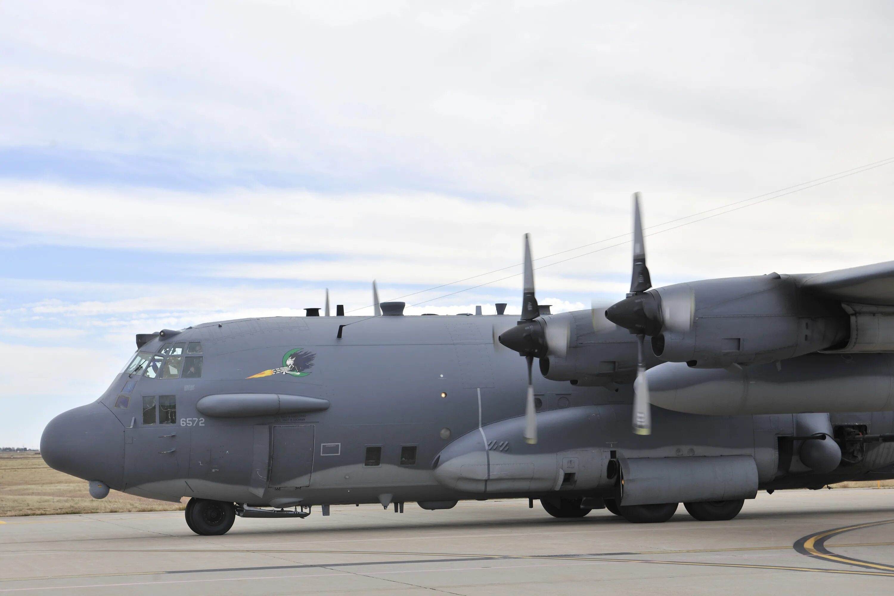 AC-130h. AC-130 Spectre. AC-130h Spectre inside. Lockheed AC-130. 130 spectre