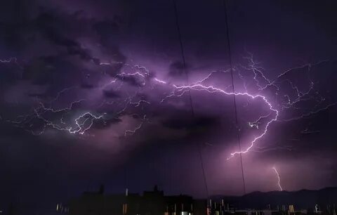 Причиной тому стали прогнозируемые в регионе сильные дожди, ливни в сочетан...