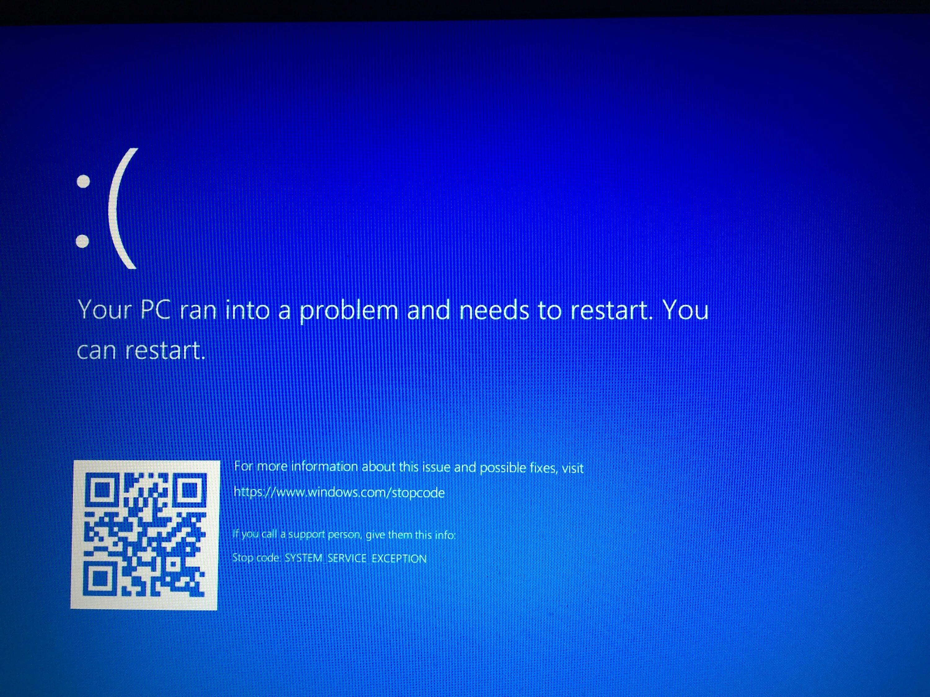 System failed exception. Синий экран System service exception. System service exception синий экран Windows 10. Код ошибки service exception System. Ошибка виндовс 10 System service.