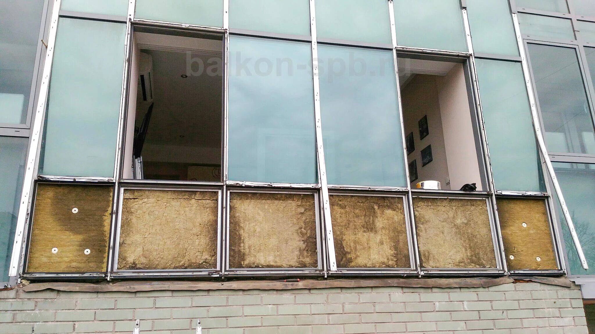 стартовый профиль для сэндвич панелей. стоечно ригельная система алютех f50. сэндвич витражах. Alt vc65 витраж. сэндвич панели фасадные витражи.