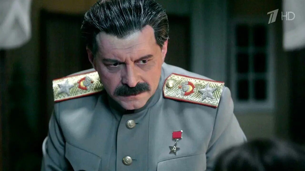 Власик и сталин. Власик актер сталина. Власик актер сталина. Власик актер сталина. Сталин власик тень сталина.