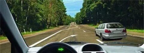При перестроении на правую полосу в данной