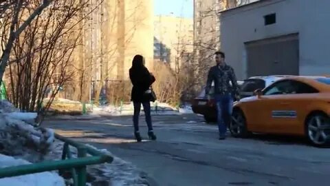 Повелась на тачку