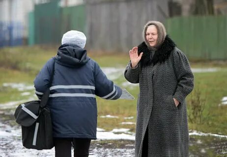 Приносят жителям
