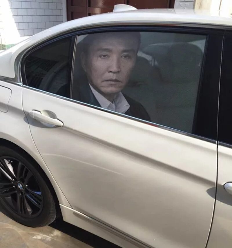 странная пленка хонкай. пленка лазерный хром черный. переливающаяся пленка для авто. тонировка 2101 атермальная. странная пленка хонкай.