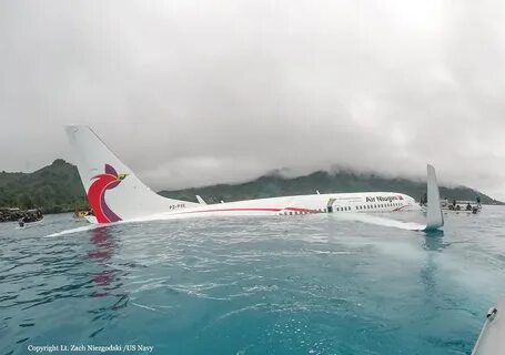 Вода в самолет