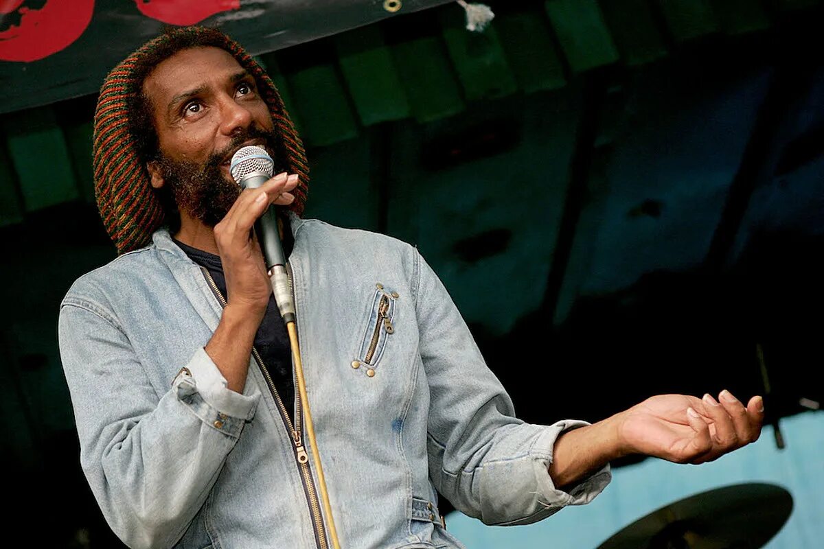 Brain h. Группа Bad Brains. H.R. Bad Brains. Bad Brains frontman. Fre$h Singer.