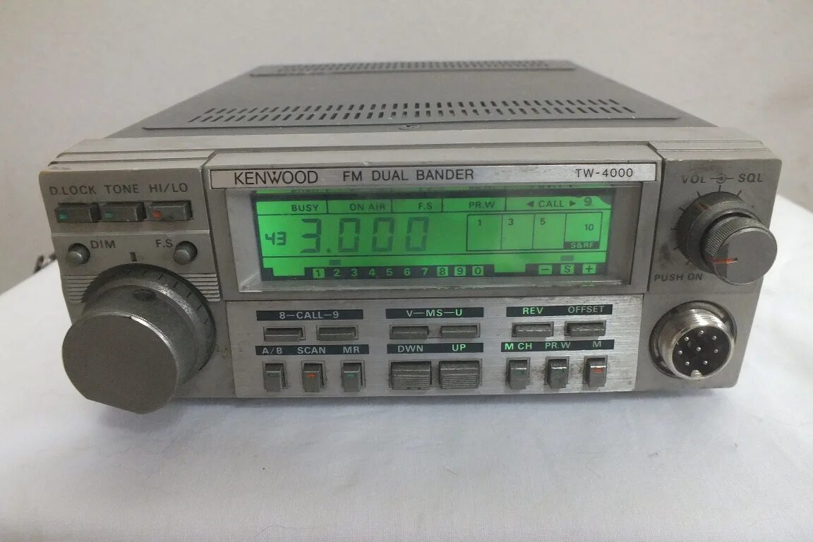 УКВ трансивер Kenwood. Трансиверы Kenwood УКВ. УКВ трансивер ftm-100. Kenwood 990 трансивер.