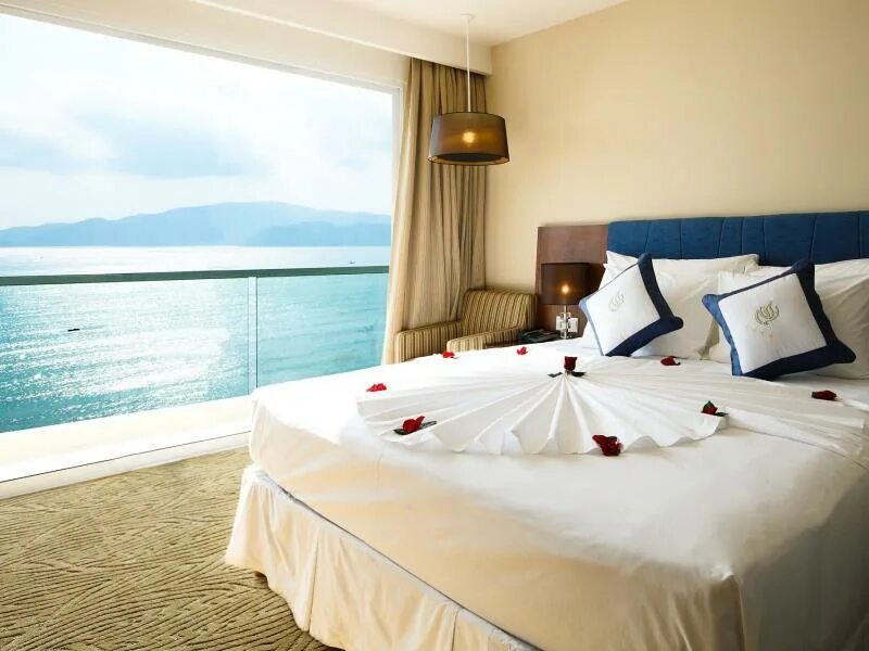Вьетнам нячанг нячанг. Vinpearl resort nha trang 5. Ривьера вьетнам нячанг. Sunrise nha trang beach hotel & spa 5 ***** (нячанг). Vinpearl resort and spa вьетнам.