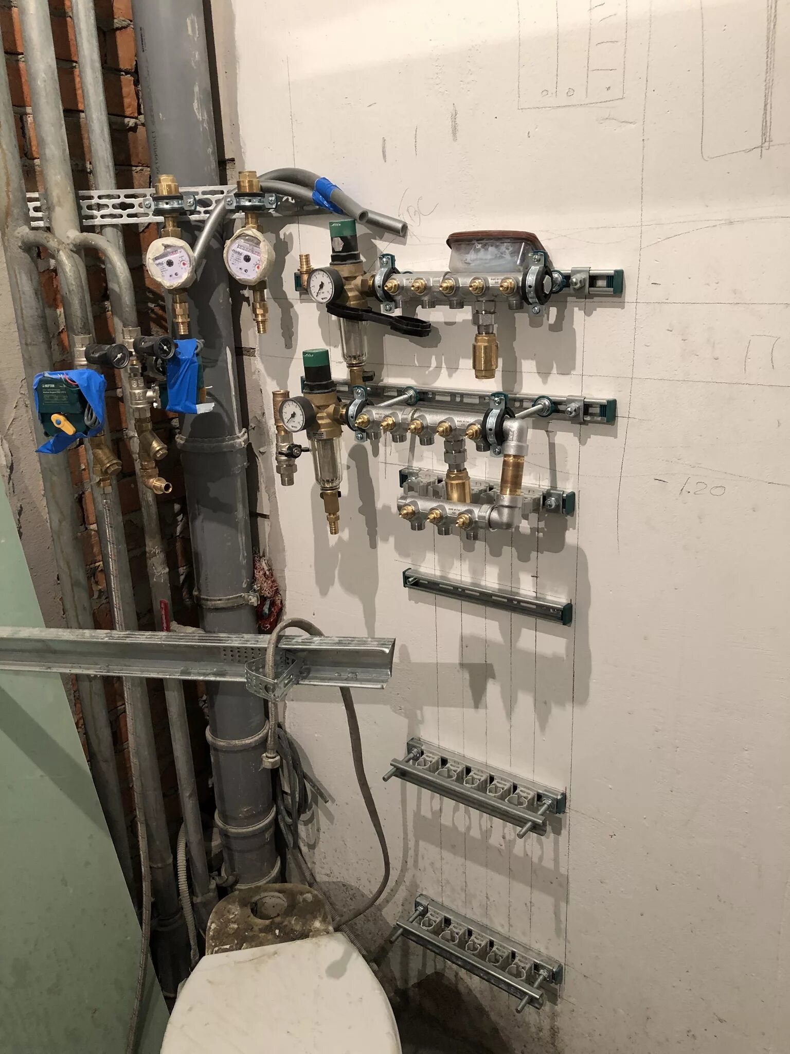 Отопление,сантехника, электрика. Сантехника отопление водоснабжение и канализация. Сантехник электрик. Сантехника под ключ. Сантехника электрика.