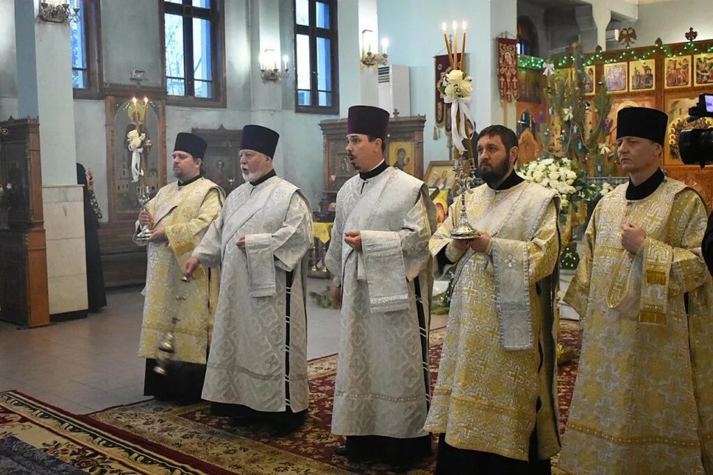 Сайт волгоградской епархии. Священник выборнов волгоградская епархия. священники волгоградской епархии. священнослужители волгоградской епархии. духовенство волгоградской епархии.