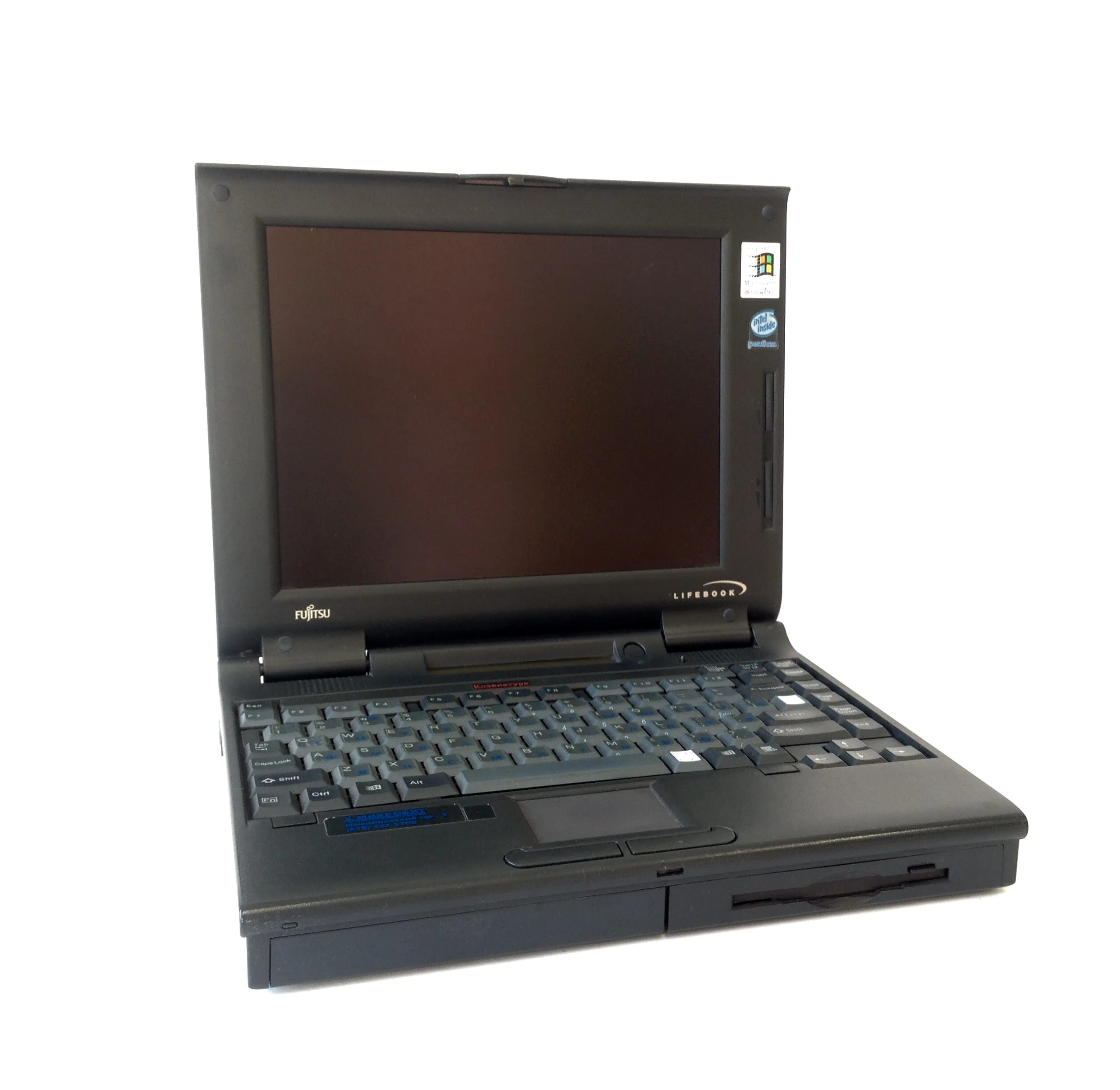 Старый ноут ibm 2000. Apple powerbook 1994 год. Старый ноут на новый. Старый ноут ibm 2000. Acer predator ноутбук старый.