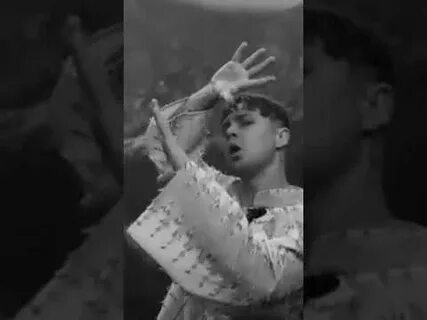 Песня я молодой музыкант и пою
