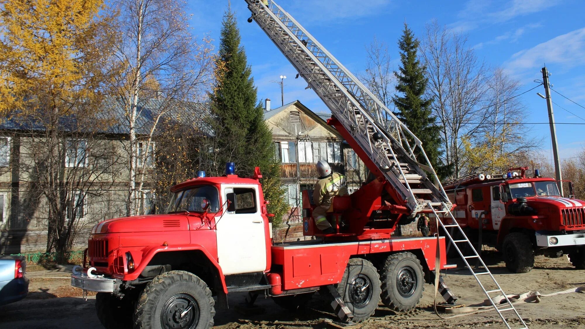 Пожар в Когалыме. Дома низкой пожарной устойчивостью. Происшествия Когалым пожар. Пожар в Нягани Уральская 63. Поджог когалым