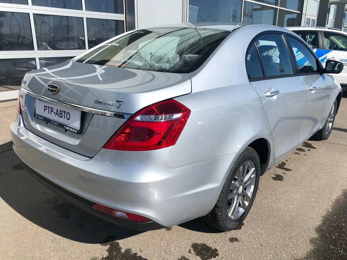 Geely Emgrand ec7 2018. Джили Эмгранд 7. Джили Эмгранд 7 серебристый. Geely Emgrand 7 2018. Джили эмгранд краснодар