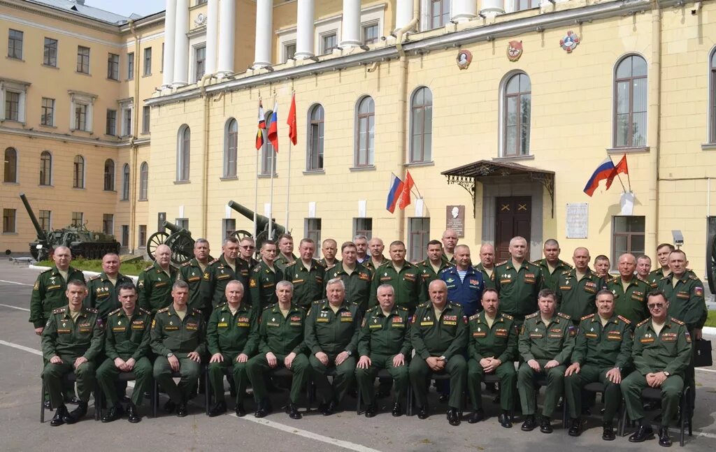 Михайловская академия сайт. МВАА Михайловская Военная. Михайловская Военная Артиллерийская Академия г.Санкт-Петербург. Михайловская Военная Артиллерийская Академия курсанты. Михайловская Военная Артиллерийская Академия Луга.