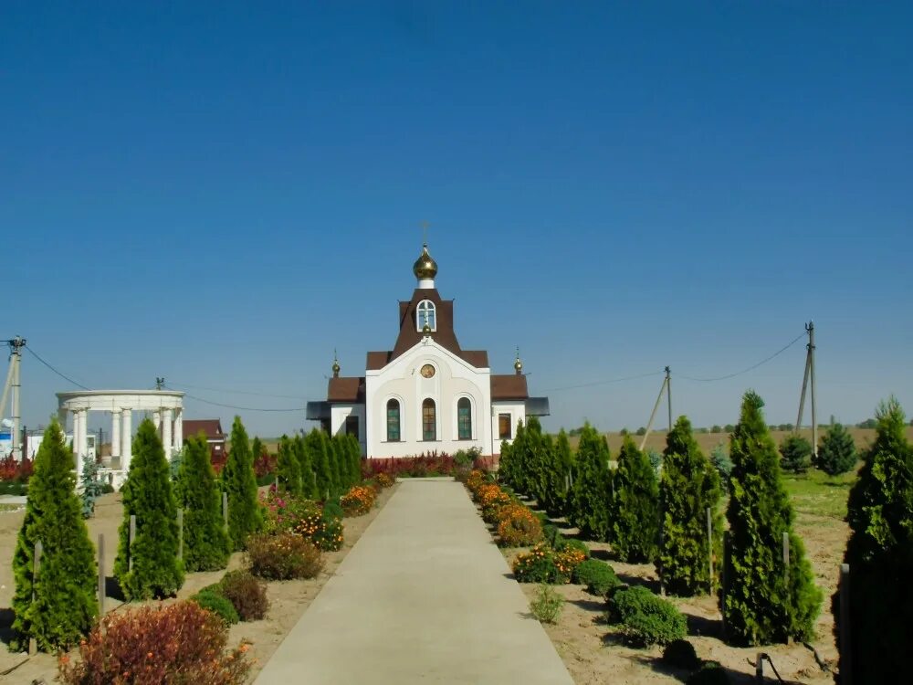 Хутор Прикубанский храм. Хутор Прикубанский Славянского района. Церковь в Прикубанском Славянского района. Славянский район Краснодар. Хутор прикубанский краснодарский край