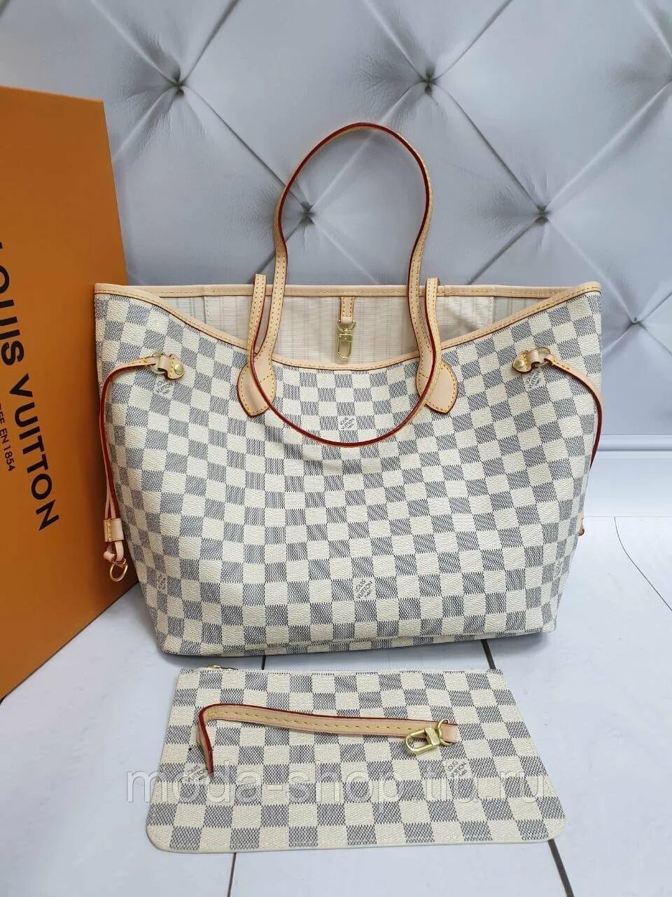 Авито купить сумку оригинал. Сумка шоппер Луи Виттон. Сумка Louis Vuitton th0058. Сумка Луи Виттон шоппер оригинал. Сумка шоппер Луи Виттон неверфул.