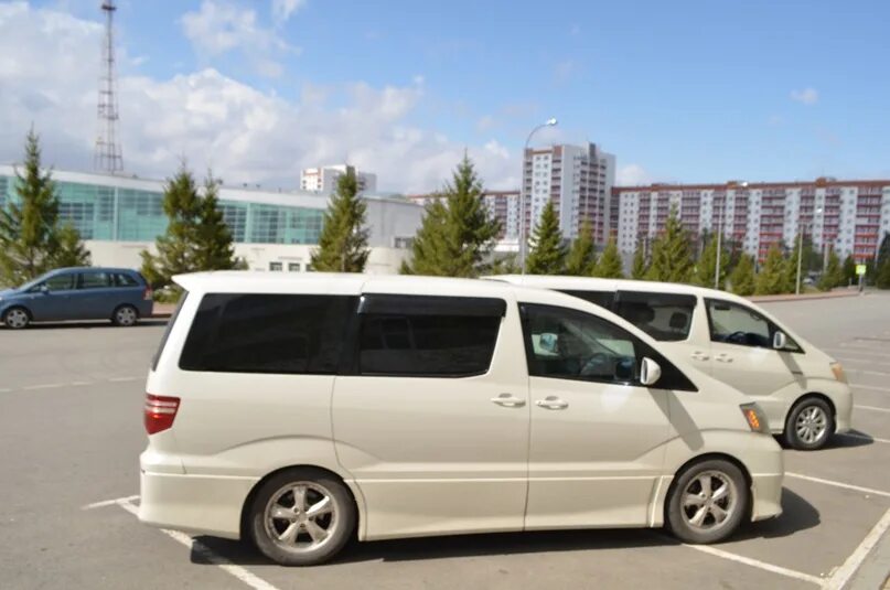 Трансфер оренбург. Тойота альфард трансфер. Toyota Alphard 6 мест. Такси межгород трансфер. Трансфер Казань.