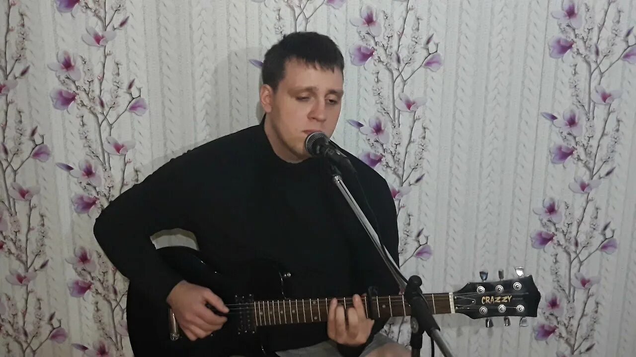 Песня парнишка по опушке слушать. Песня парнишка по опушке слушать