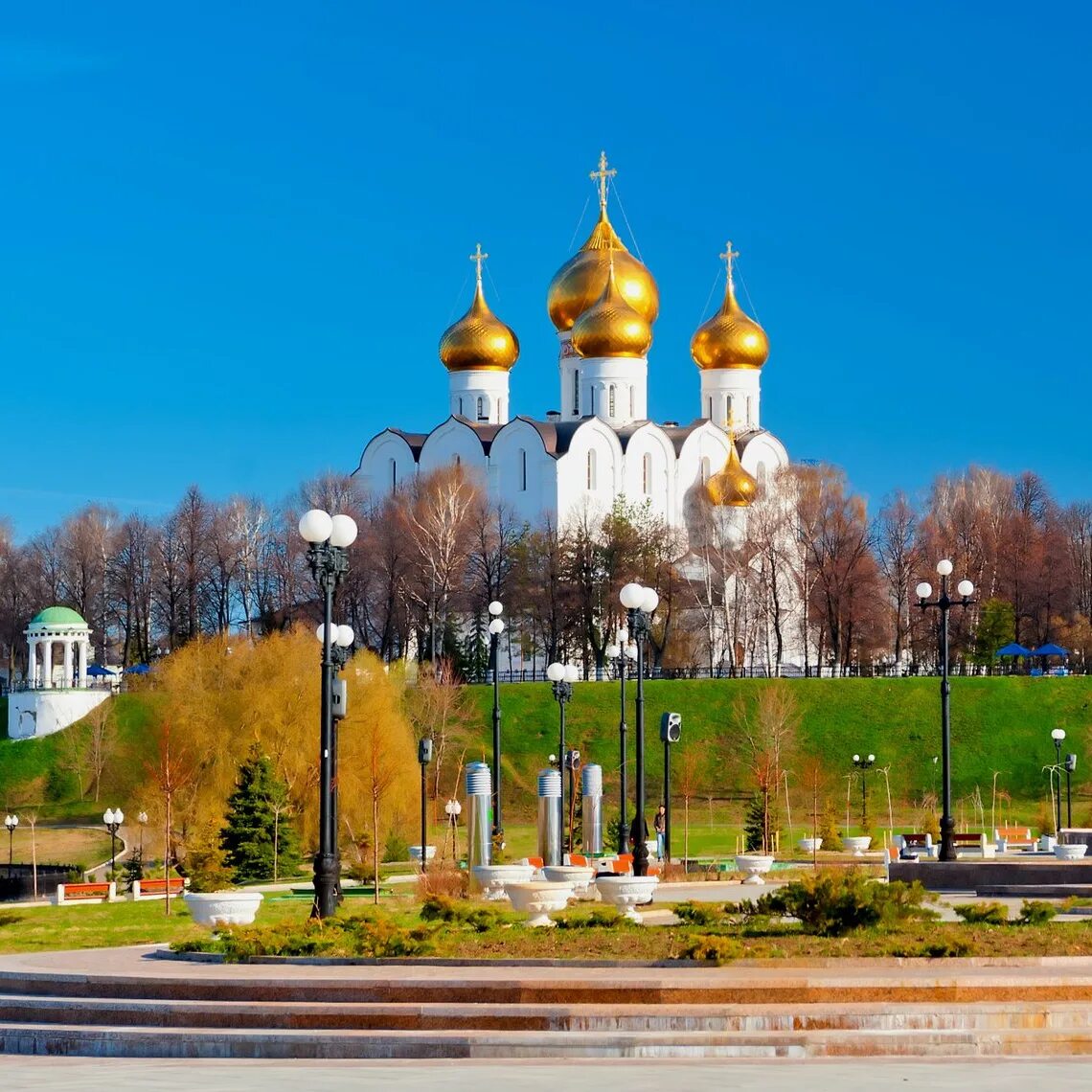 Музей спасо преображенский монастырь ярославль. Ярилица ярославль. Песня про ярославль. Жива ярославль. Церковь ильи пророка в ярославле.