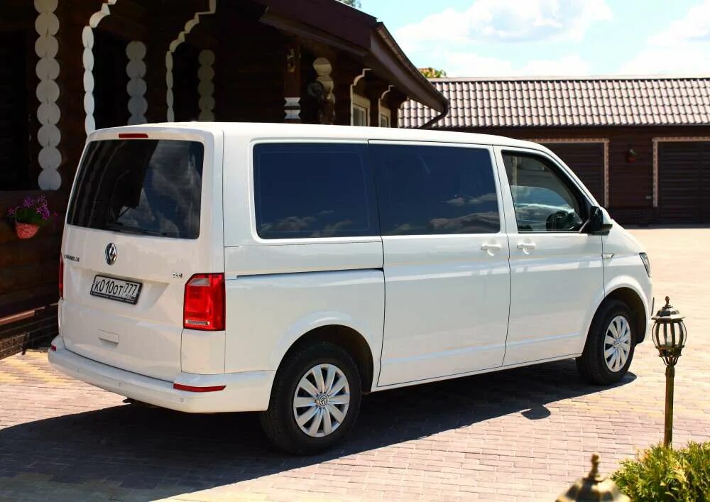 фольксваген мультивен 5. 0 есо. фольксваген каравелла 8 местный. фольксваген каравелла 7. Volkswagen transporter t5 зеленый.
