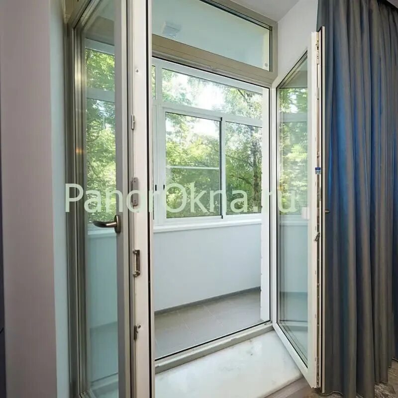 Двойные пластиковые балконные двери. Французские двери veka. Двойные пластиковые балконные двери. Двойные пластиковые балконные двери. Балконная дверь двухстворчатая.