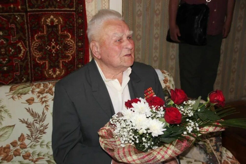 Ветераны ярославль. Ярославль ветеран. Ярославль ветеран. Ярославль ветеран. Ярославль ветеран.
