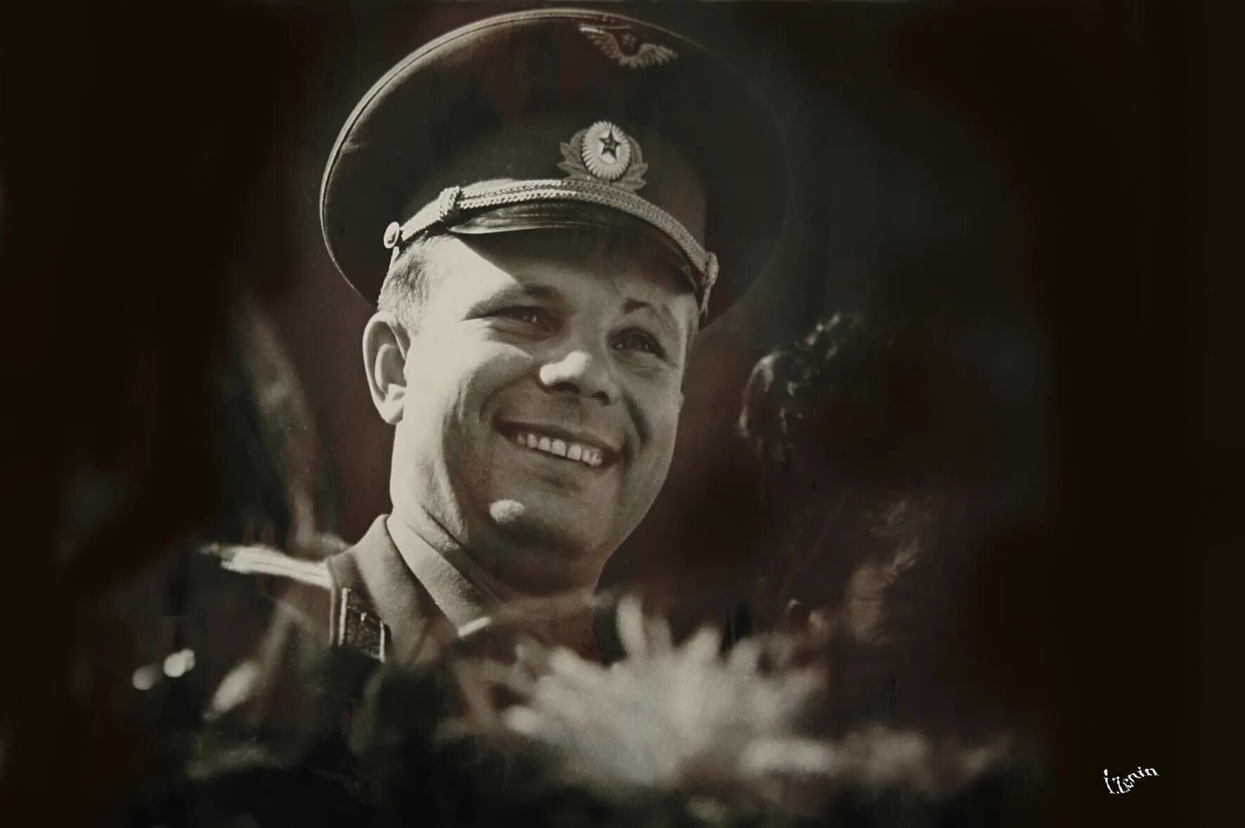 Сумкин гагарин. Юрин гагарин.