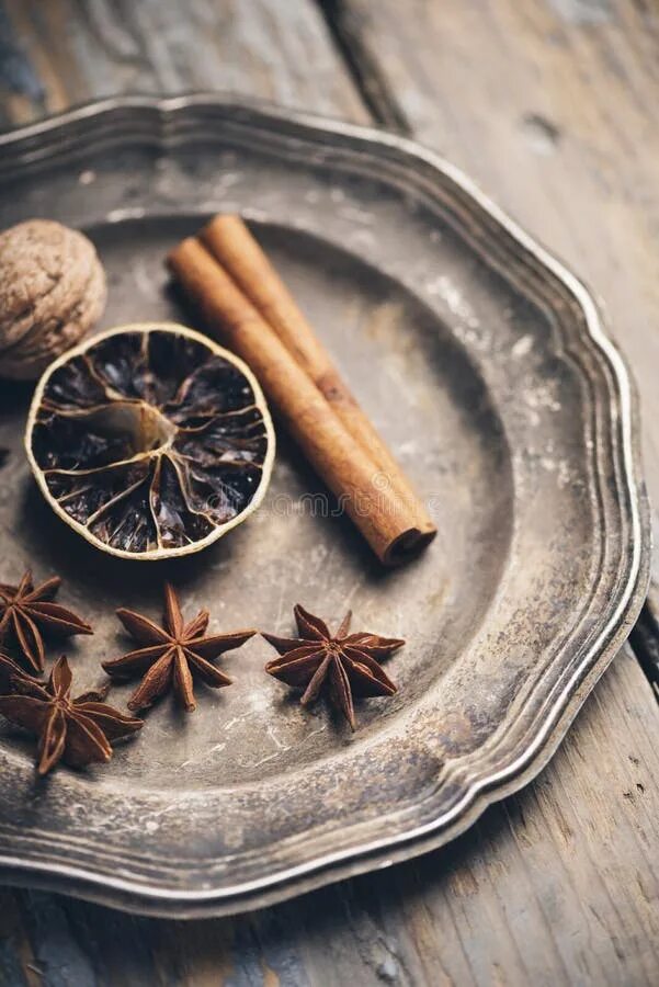 Пряная зима. Елка с апельсинами и корицей. Пряная зима. Magic ingredients. Палочка корицы глинтвейн.