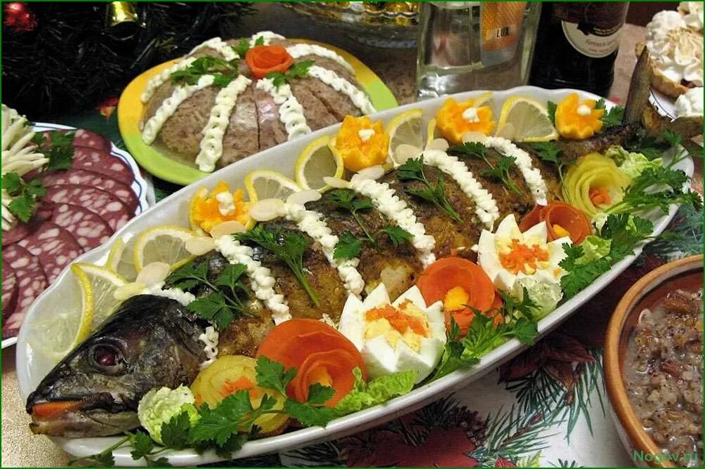 Рыба фаршированная (Судак, щука). Украсить рыбу. Украсить запеченную рыбу. Фаршированная рыба на праздничный стол