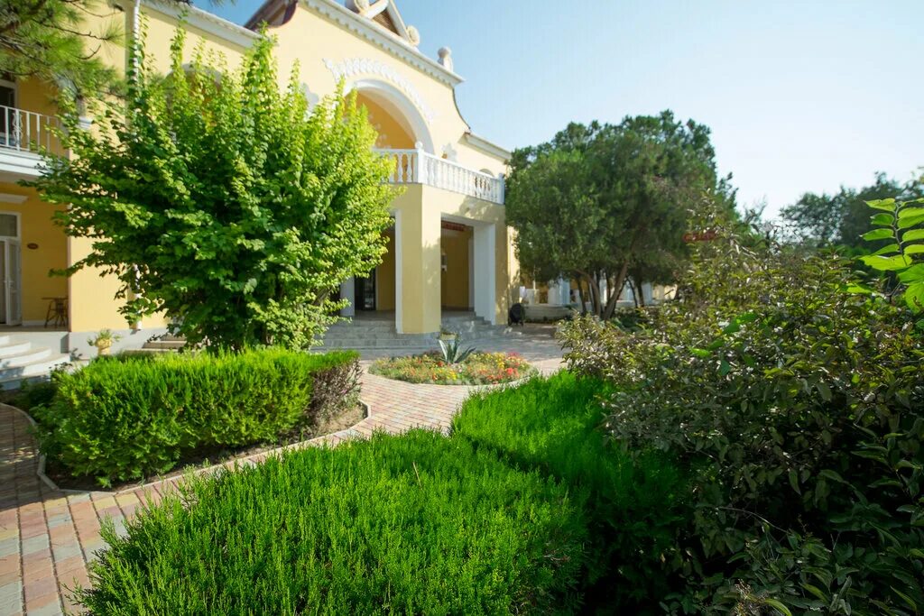 юлиана гостиница евпатория. санаторно курортный комплекс империя евпатория. юлиана гостиница евпатория. моджио отель евпатория. парк романова евпатория.