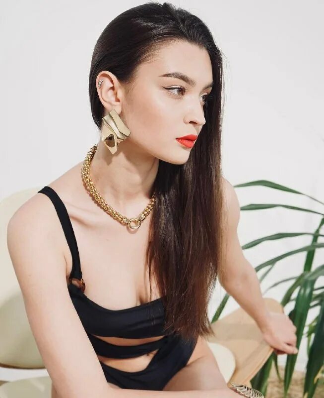 школа моделей. одежда для кастинга в модельное агентство. москва модель без опыта. кастинг в модельное агентство. кастинг моделей в платьях.