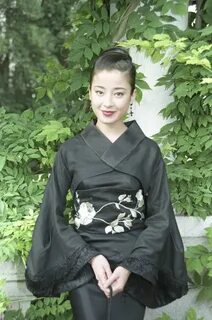 1995 年 9 月 7 日 第 52 屆 威 尼 斯 影 展.日 本 電 影"忠 臣 藏"首 映.(圖*中 時 資 料... 