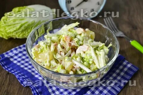 Курица с пекинской капустой огурцом