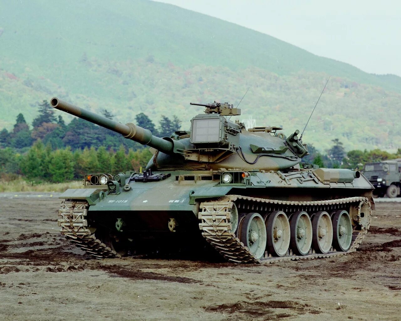 Вид 71. Mitsubishi Type 74. Тайп 74 танк. Японский танк Type 74. Тайп 74 танк Японии.