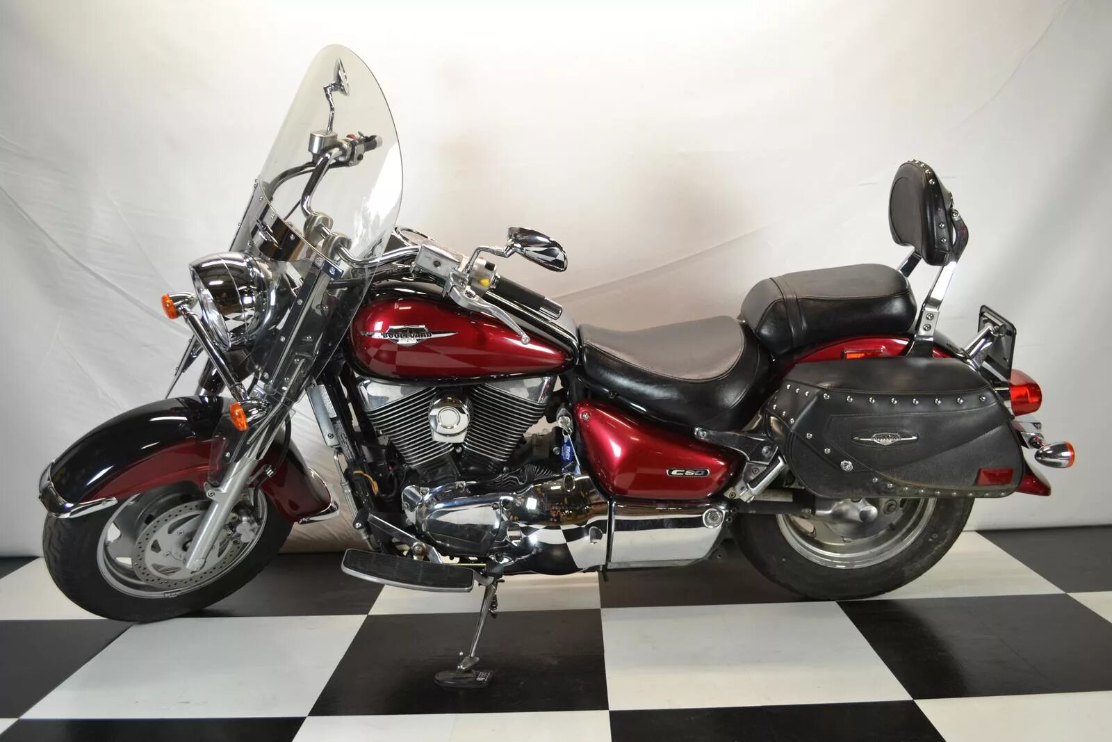 Сузуки боливар с 50. Suzuki c90 boulevard black. O. Suzuki boulevard c90. Suzuki boulevard c90t.