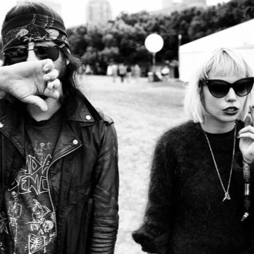 Crystal castles empathy speed. Группа crystal castles.