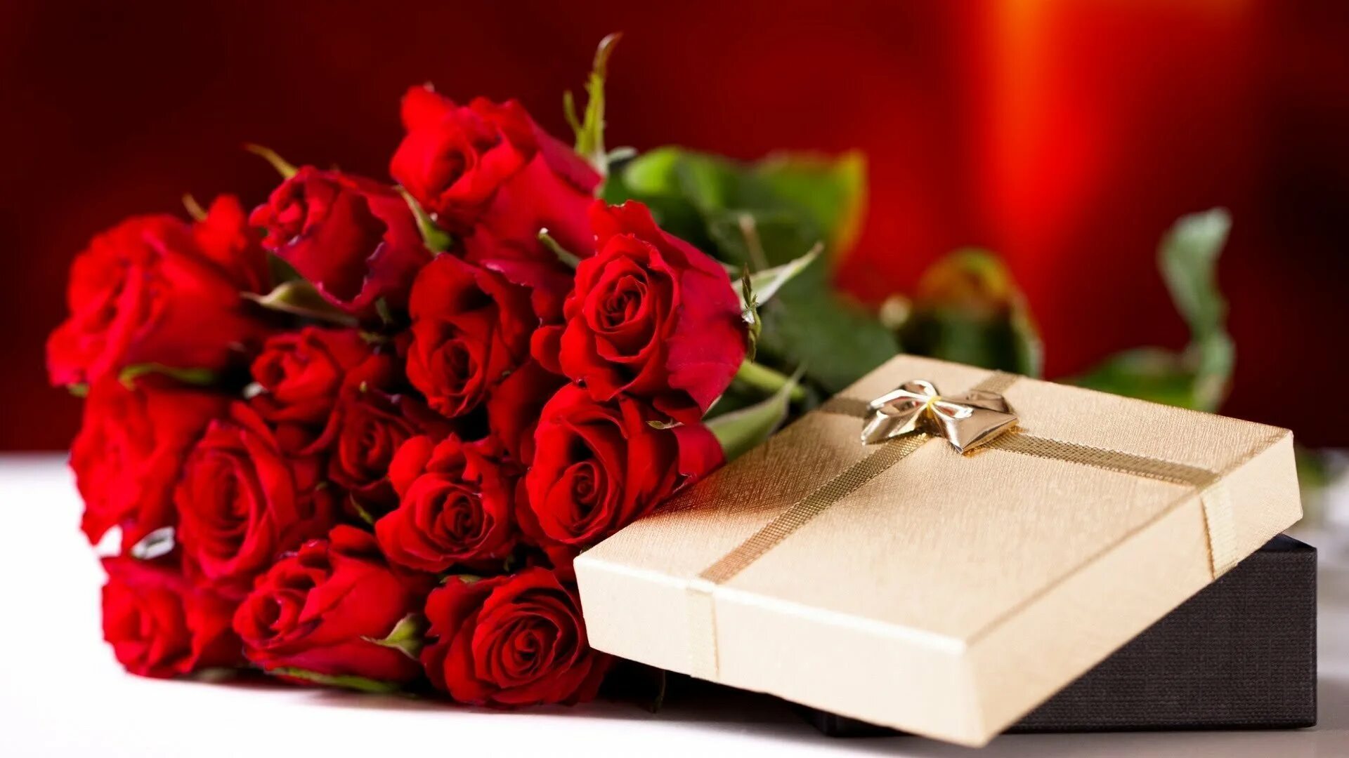 Необычная мужская открытка. Открытки с картинками и надписями. Очень дорогие открытки. Открытка с днём рождения. Цветы для тебя дорогая.