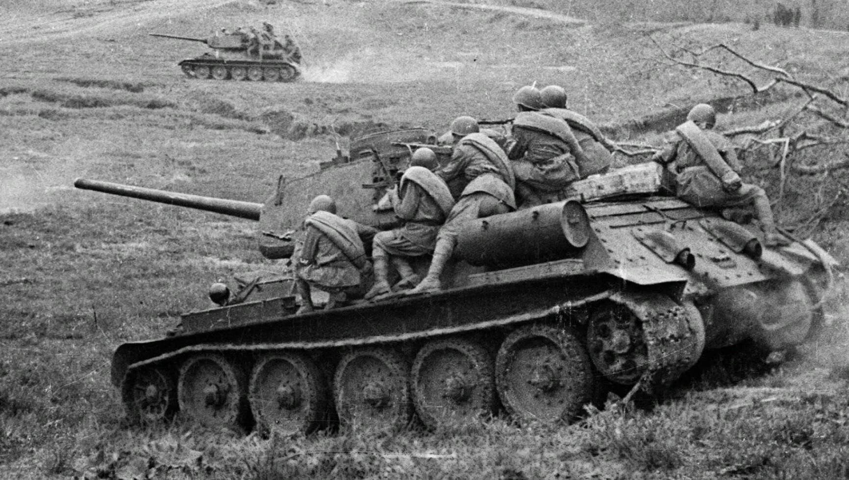 ). Курская битва 1943. Танковое сражение орловско курская дуга. Курская дуга битва. Курская дуга битва.