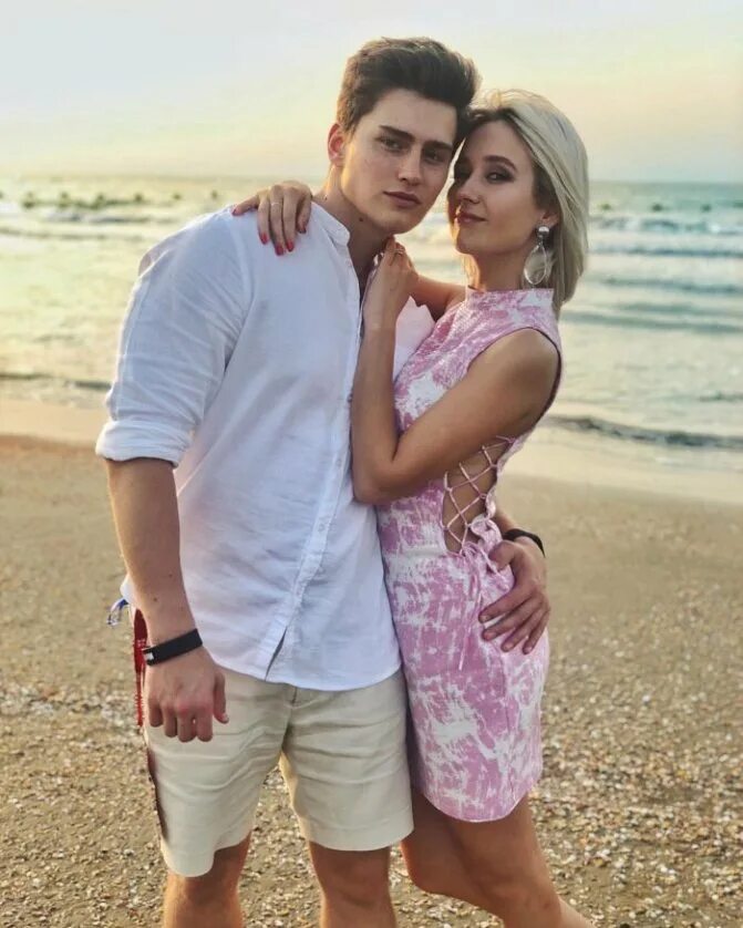 Клава кока (высокова). Певица клара кока. Как ее настоящее имя. Клавдия вадимовна высокова. Певица клава кока.