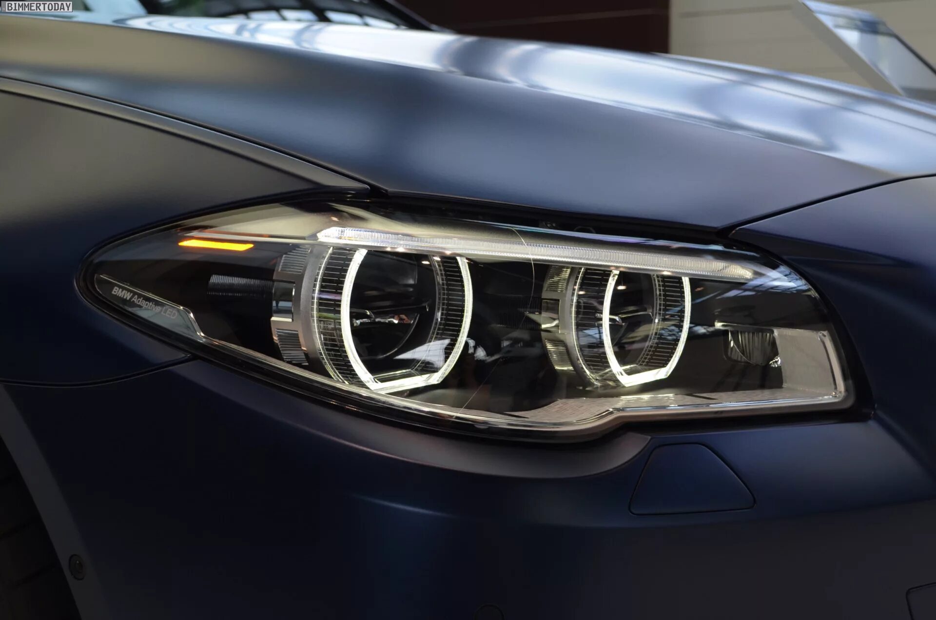 BMW f10 led фары. Led оптика BMW f10. Лед фары БМВ ф10. Фара БМВ 5 ф10 led.