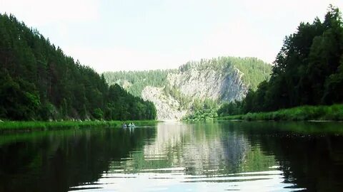 Река бывает белой