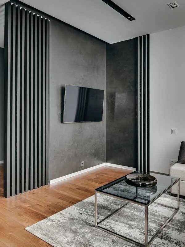 Панели полиформ. Черные рейки в интерьере. Деревянные рейки в спальне. Серые рейки в интерьере. Деревянные рейки в обеденной зоне.
