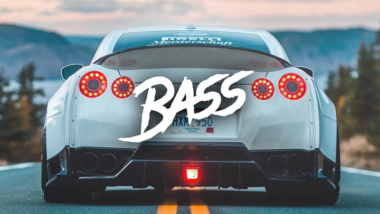 Best bass boosted music. Музыка в машину обложка. Bass машина. Крутые басы в машину. Машина с надписью Bass.