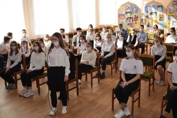 10 школа коломна. 20 школа коломна. школа 14 коломна. школа 3 коломна. коломна школа 20 учителя.