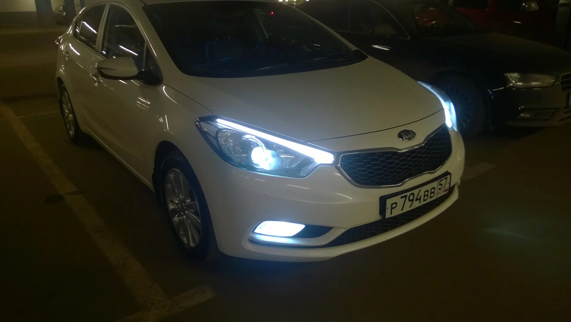 ДХО Киа Церато 3. DRL Kia Cerato 3. Ходовые огни на Киа Церато 3. Дневные ходовые огни Киа Церато 3.