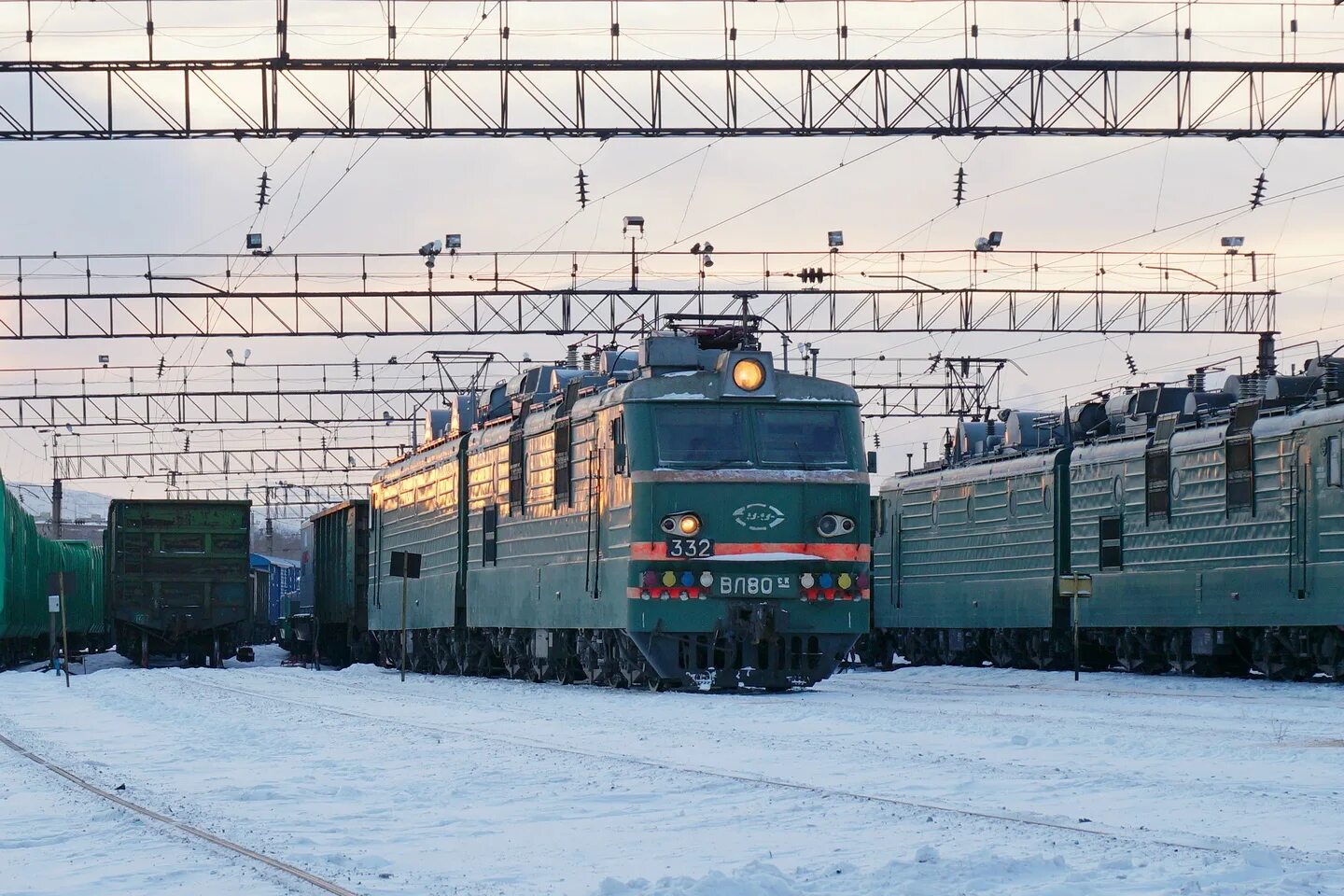 Железнодорожная станция магнитогорск. Магнитогорск жд. Станция кресты. Железнодорожная станция магнитогорск. Магнитогорск жд.