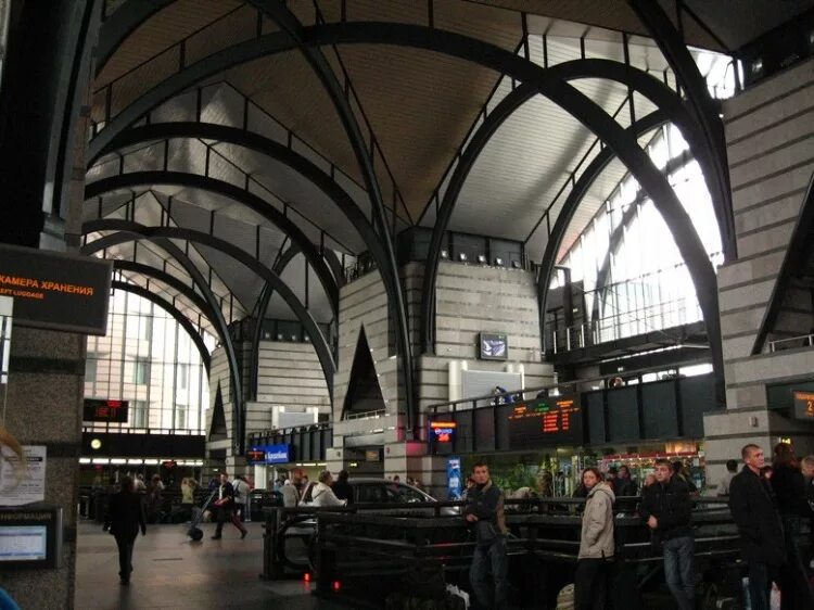 ладожская вокзал санкт-петербург 2022. ладожский вокзал магазины. ладожский вокзал тц. вокзальный комплекс «ладожский». ладожский вокзал санкт-петербург внутри.