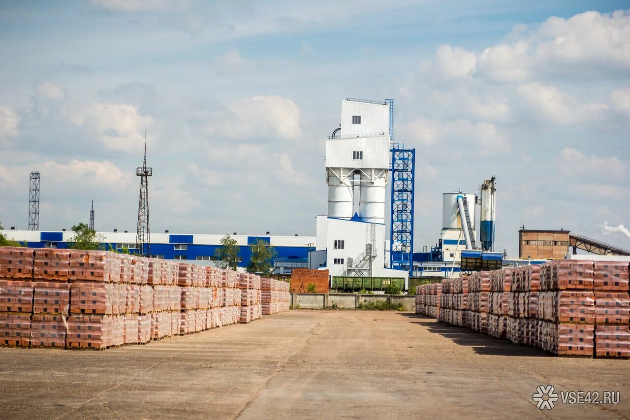 Револьверный пресс смк28а. Кирпичный завод кемерово. Кирпичный завод ленинск-кузнецкий. Мазуровский кирпичный завод кемерово директор. Кирпич мазуровский кемерово.